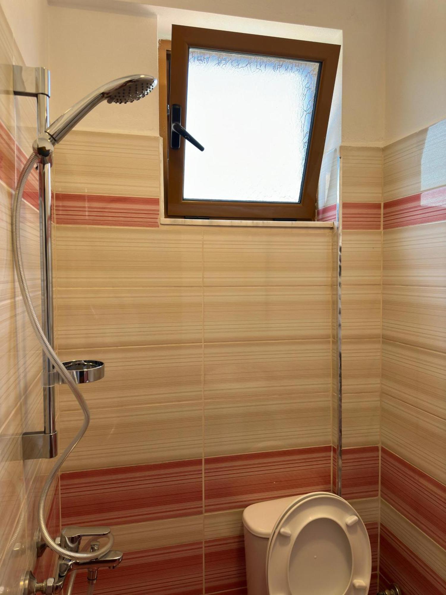 Evelina Ernild Rooms Saranda Dış mekan fotoğraf