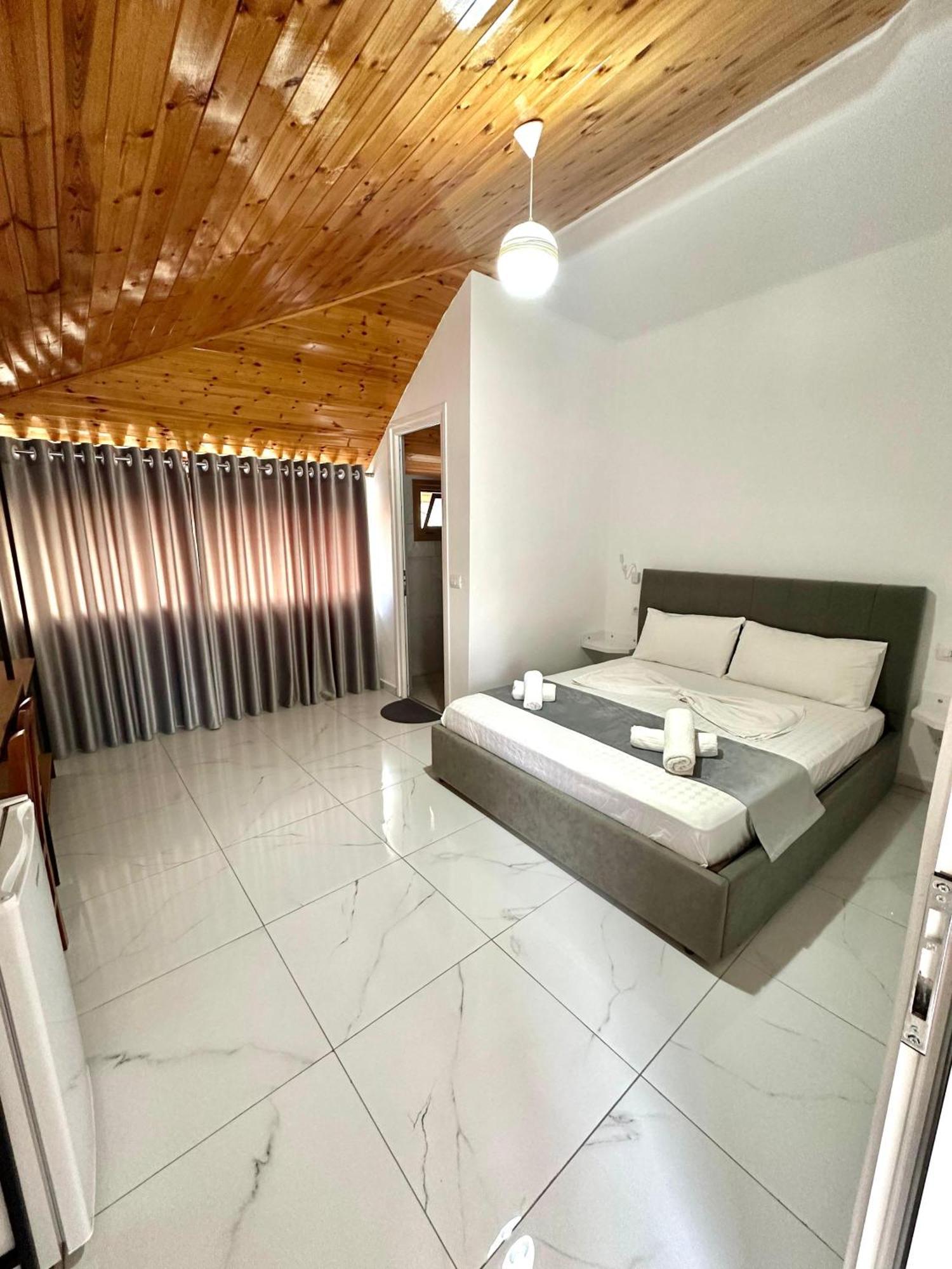Evelina Ernild Rooms Saranda Dış mekan fotoğraf